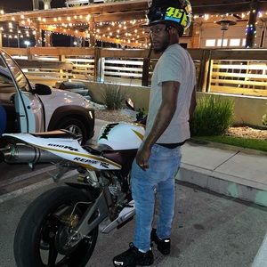 Meet your Posher, Djay